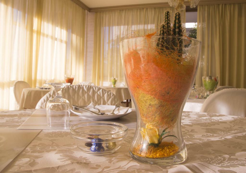Hotel Fucsia Riccione