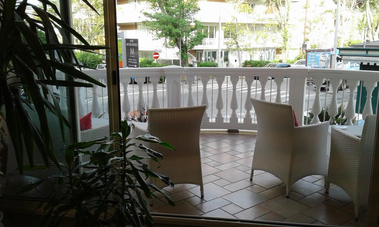 Hotel Trevi