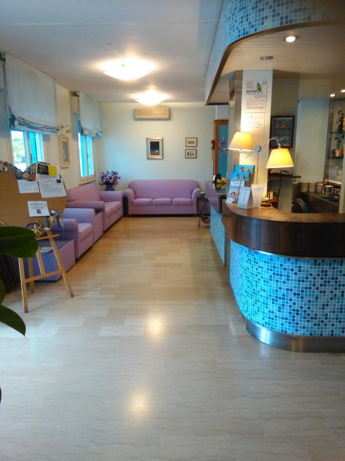 Hotel Albicocco 2*