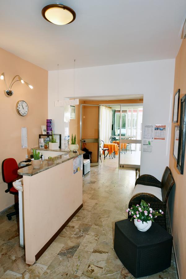 Eugenia Hotel *
