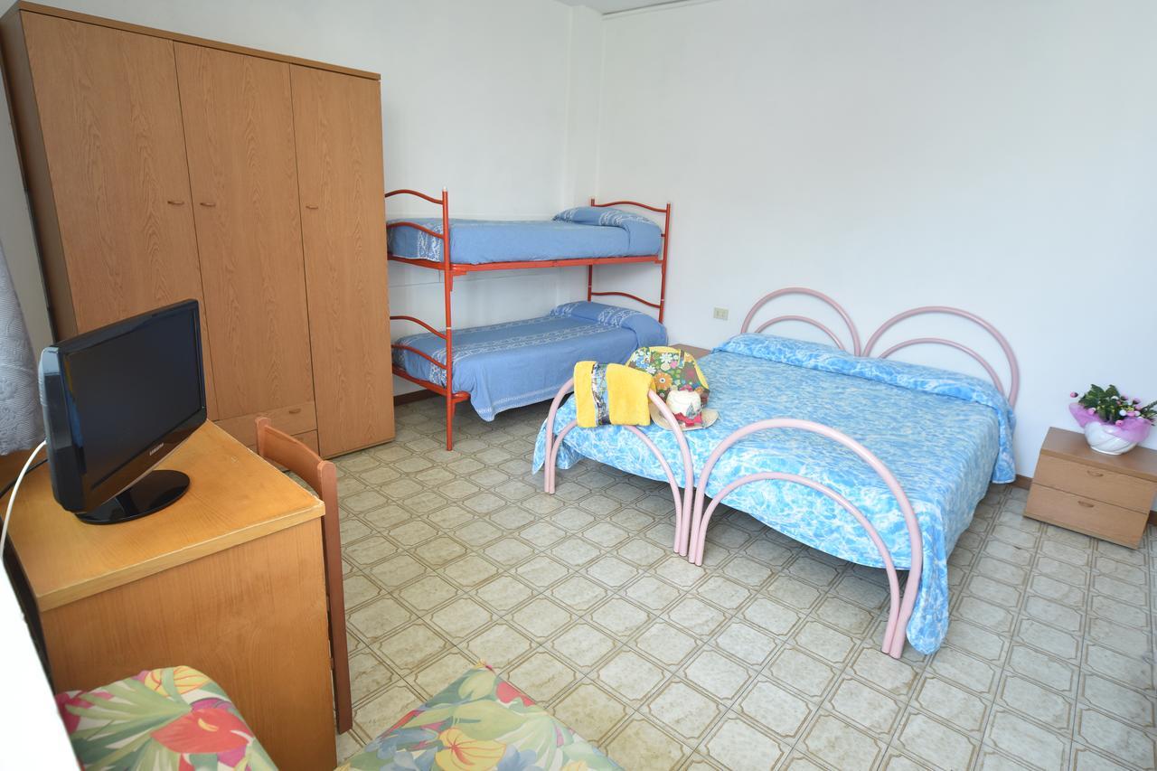 Eugenia Hotel *