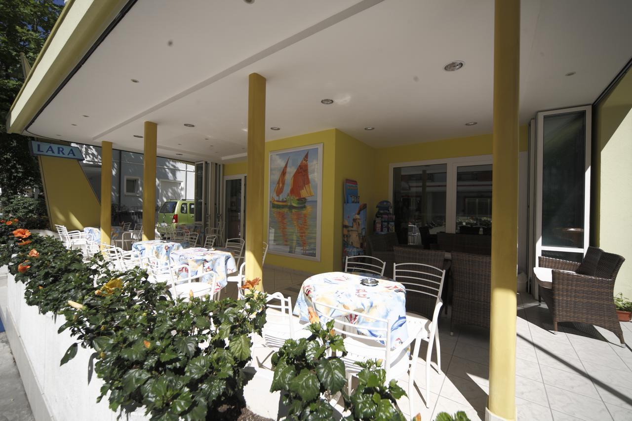 Hotel Lara 2*