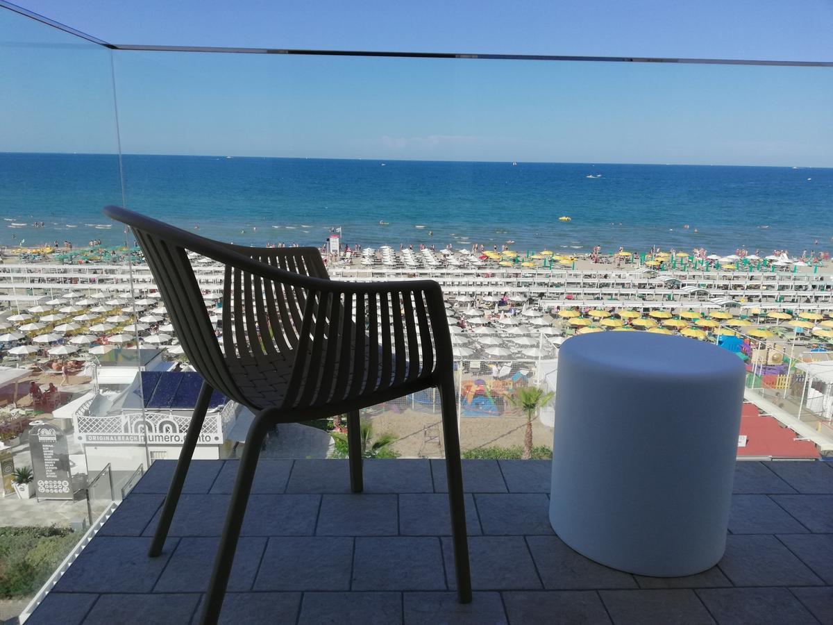 Daniel's Fronte Mare 3*