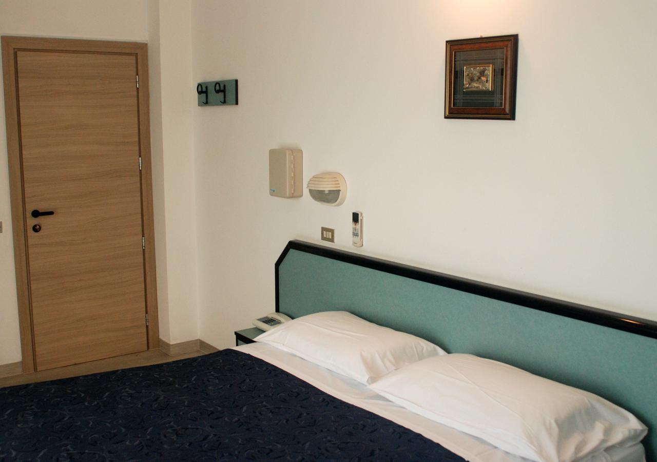 Caravelle Hotel