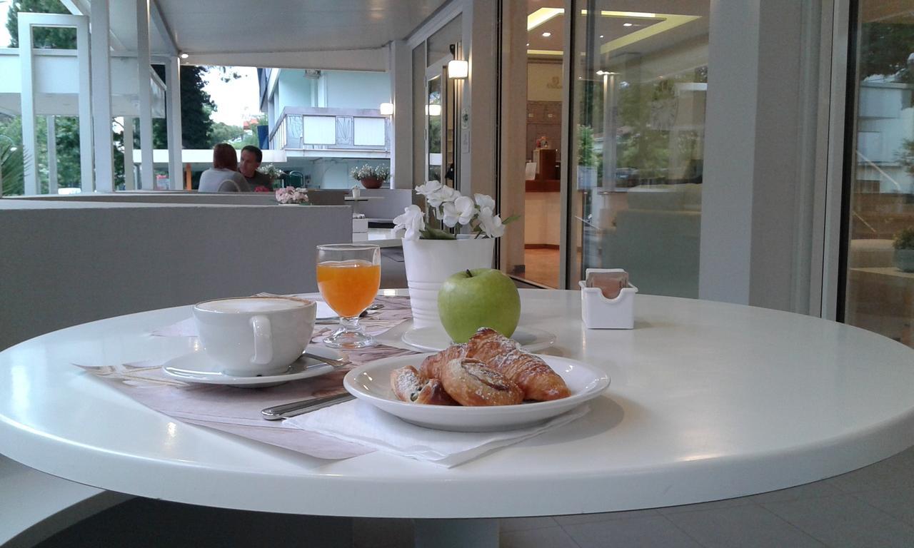 Ambasciata 3* Riccione