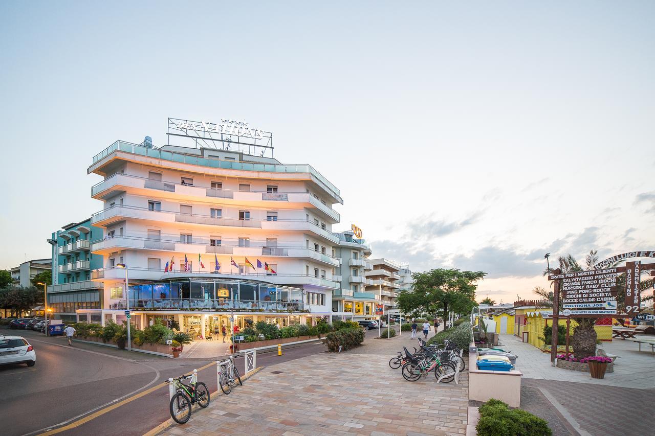 Des Nations - Vintage Sul Mare 4*