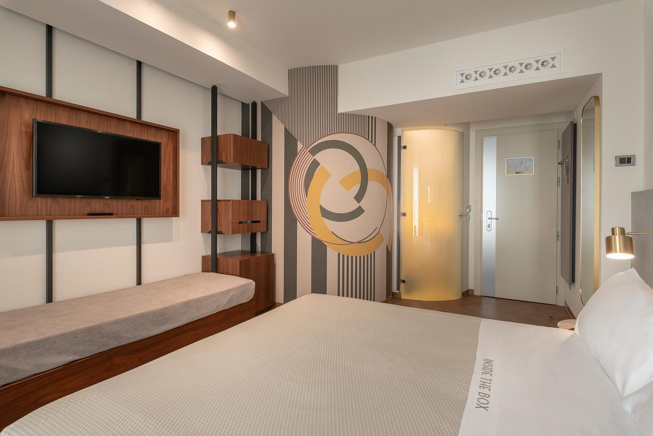 Hotel The Box Riccione