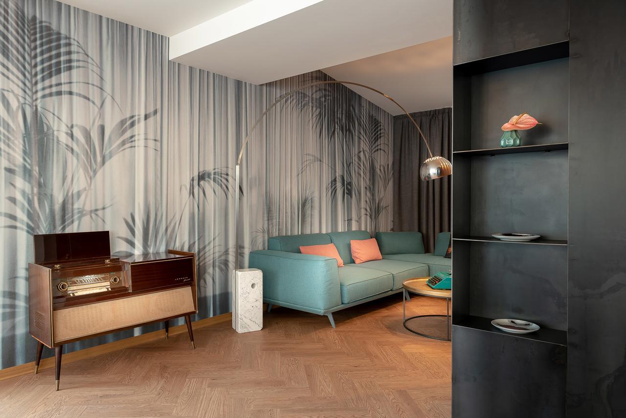 The Box Hotel 4*