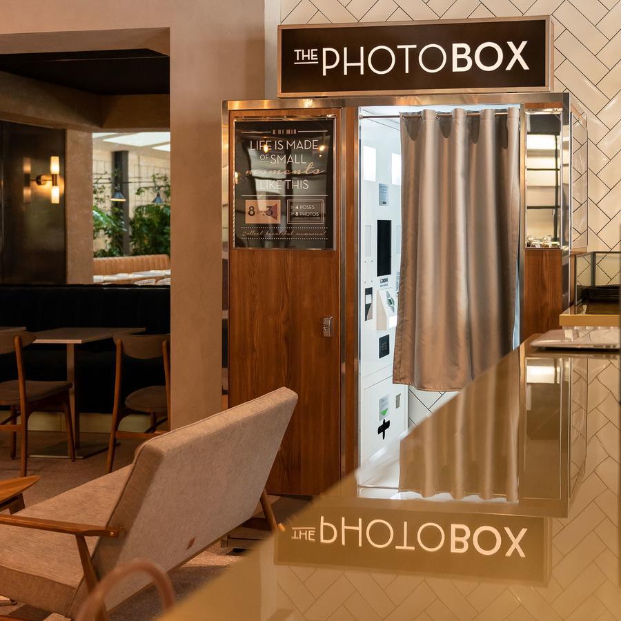 Hotel The Box 4*