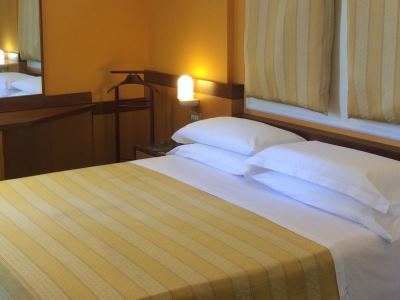 Vienna Touring 4* Riccione