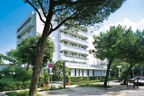 Zanarini Hotel