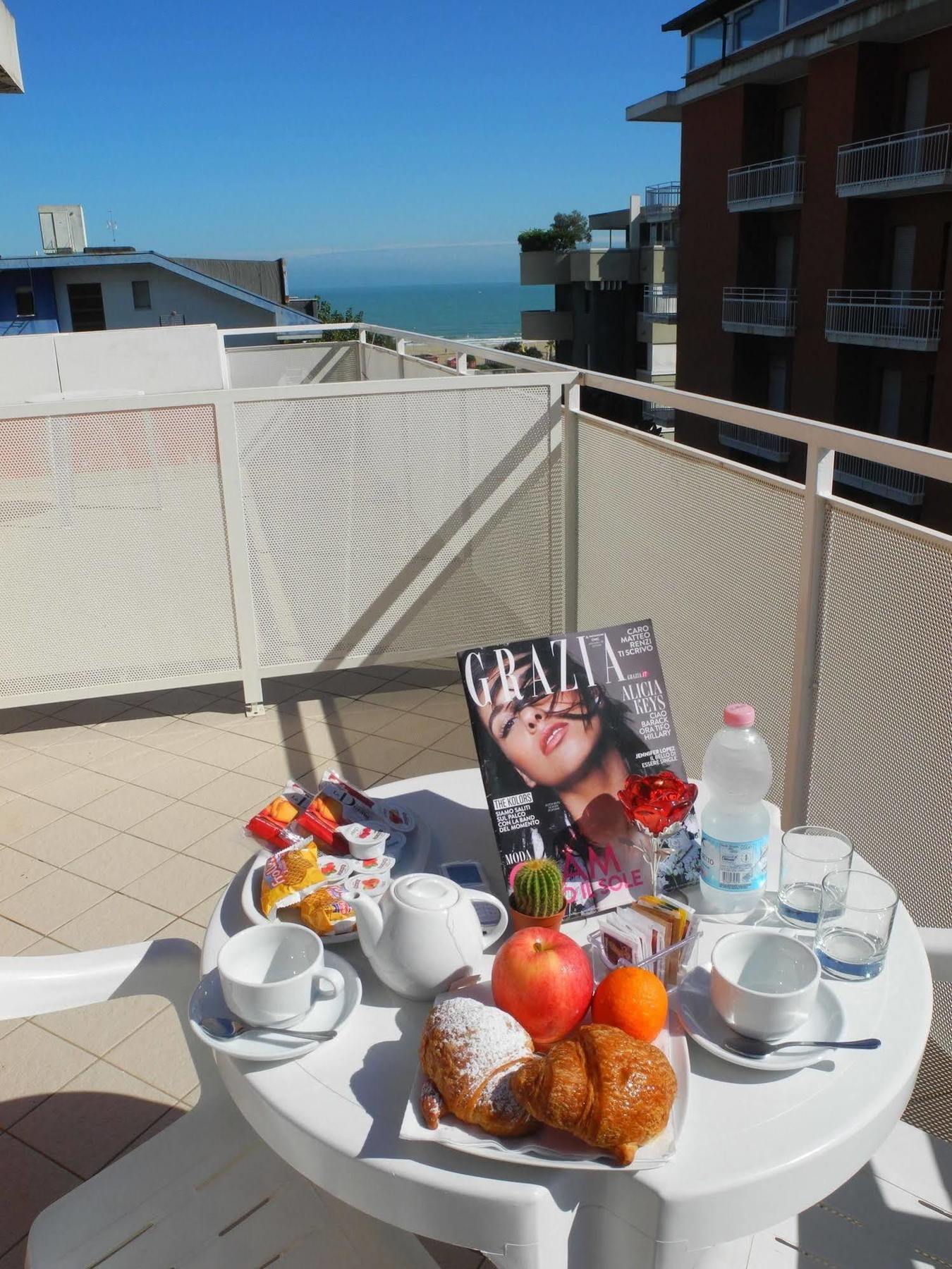 Tritone Hotel