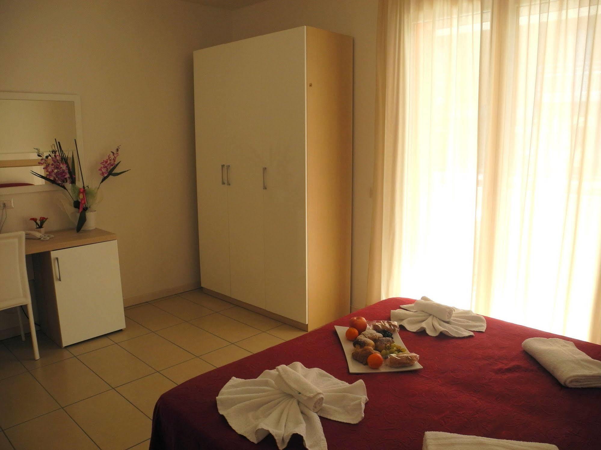 Tritone 3* Riccione