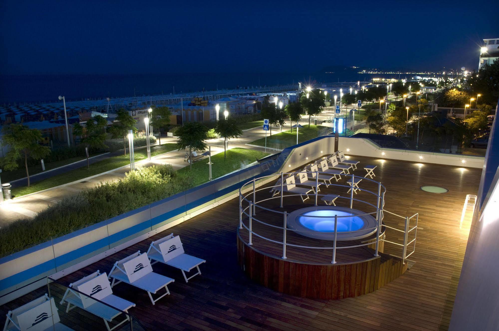 Hotel Trampolines 4*