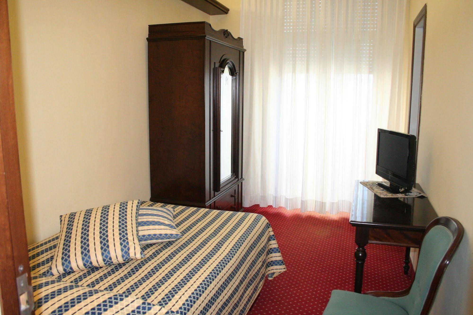 Milano Helvetia Riccione