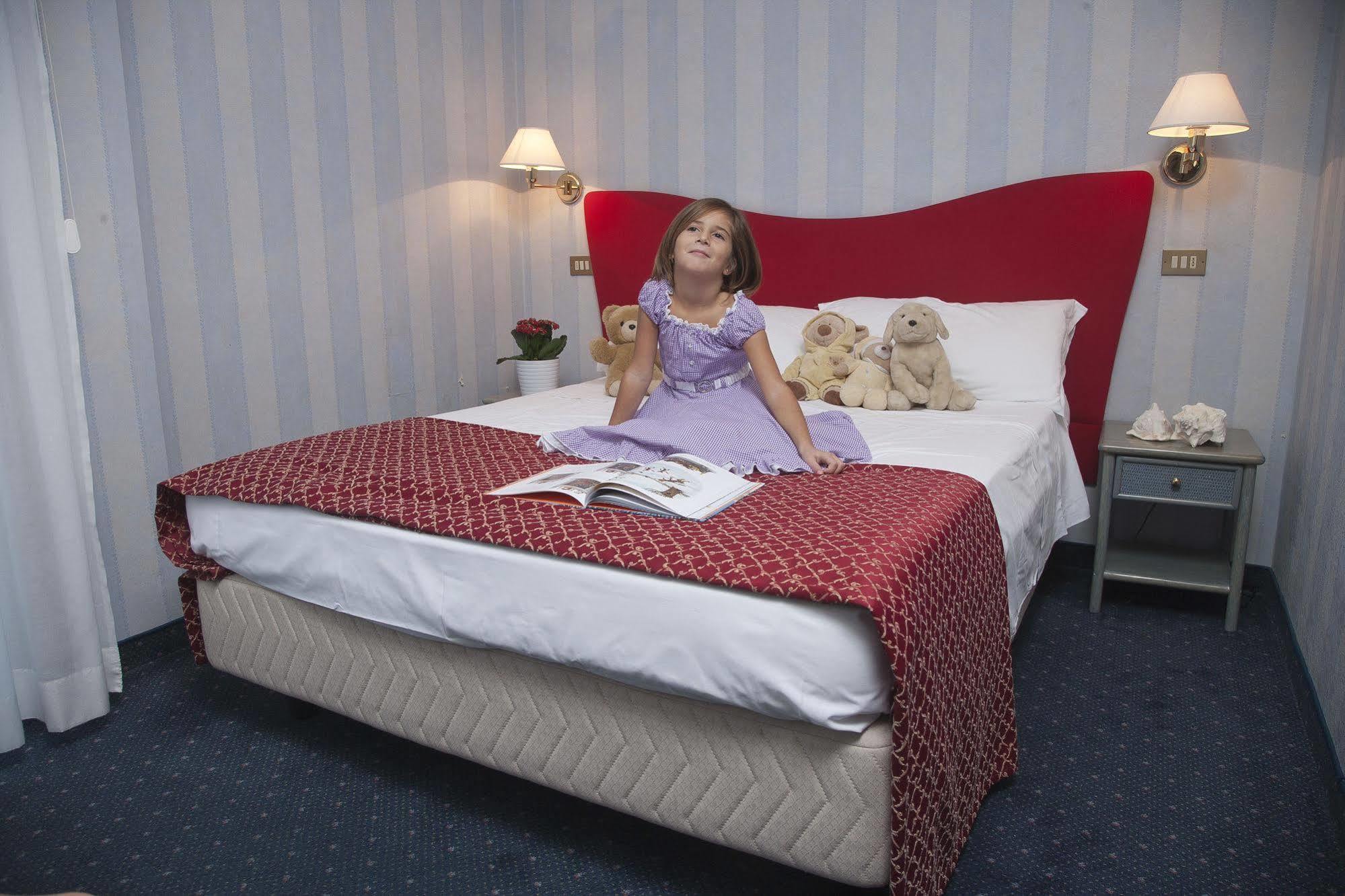 Hotel Adlon - Fronte Mare Riccione
