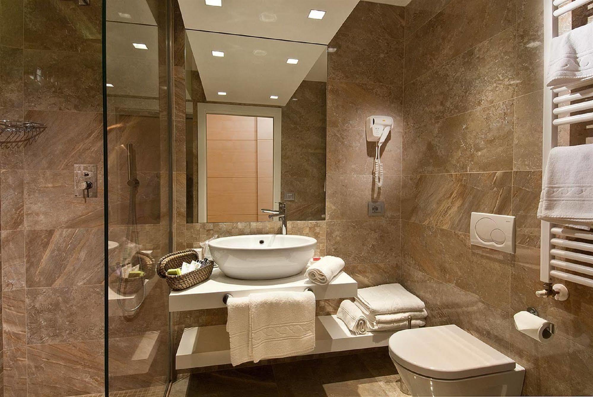 Hotel Sarti 4*