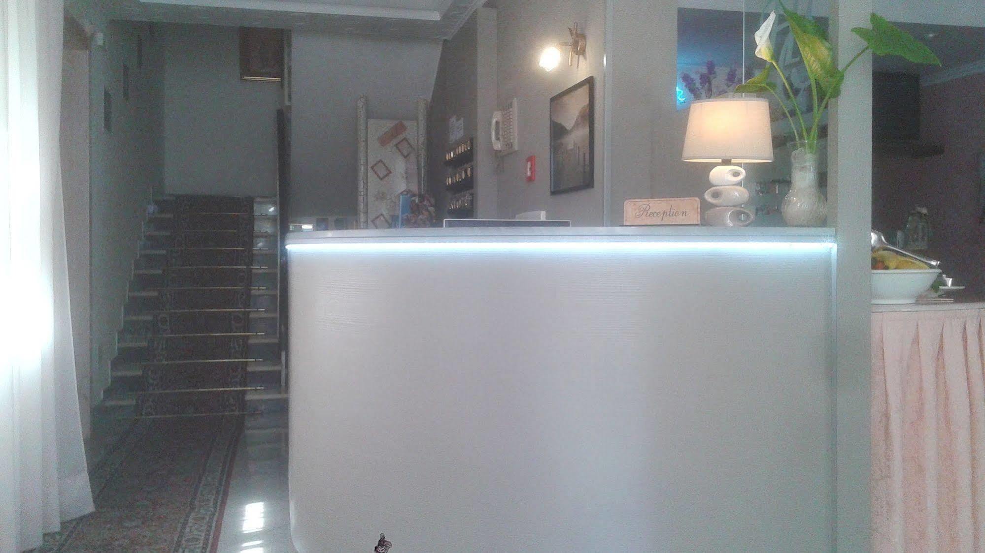 Santa Cecilia Hotel