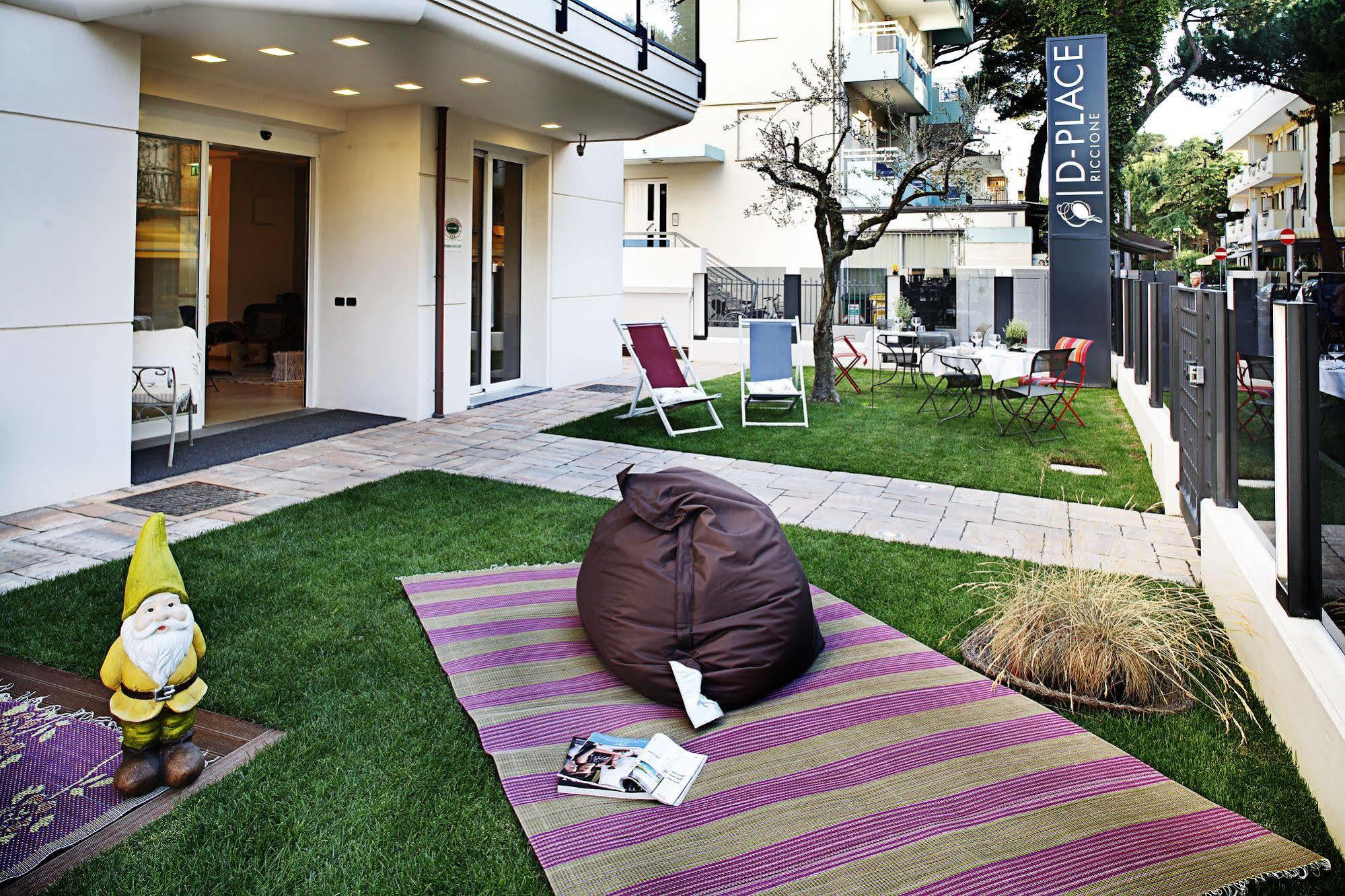 Hotel D-place &