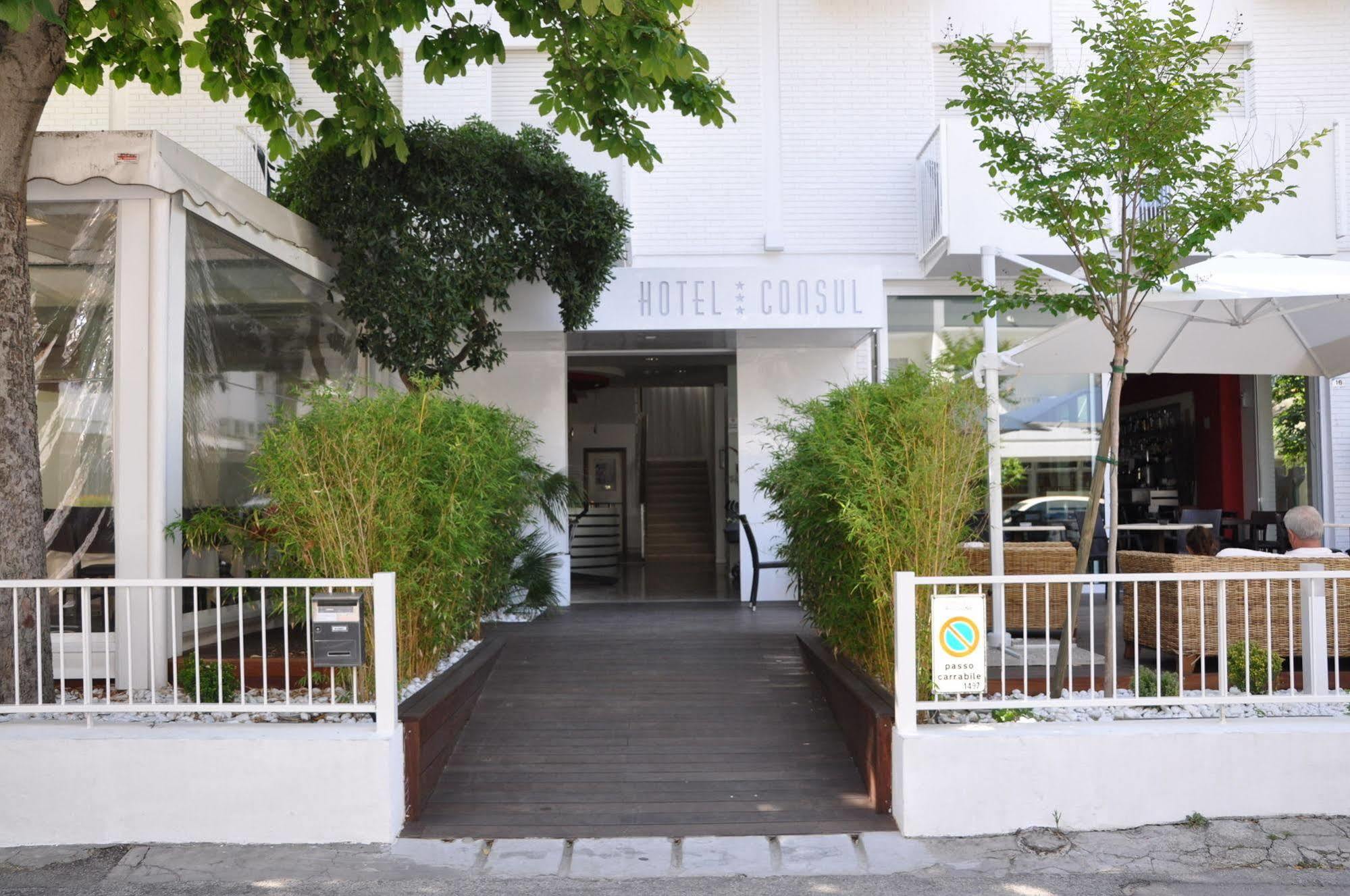Consul - Family Hotel 3*