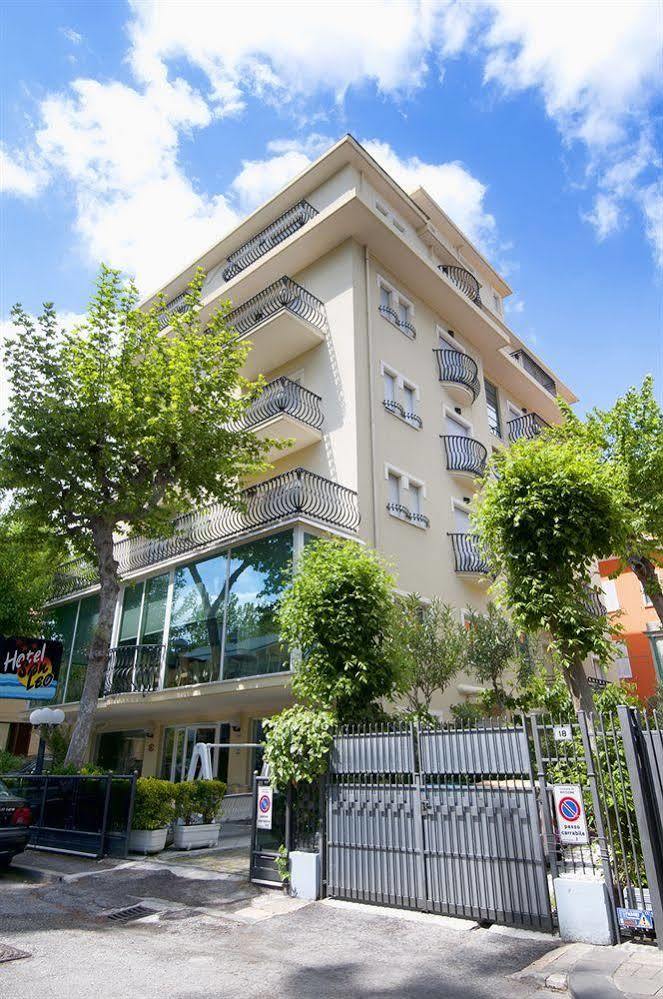 Aria Di Mare - Bed&brunch In Centro A Riccione