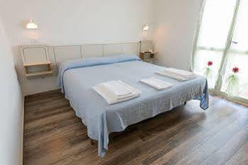 Carmen Hotel 2*