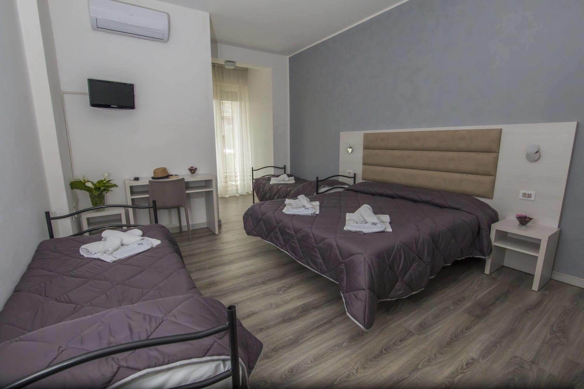 Hotel Zanarini 3*