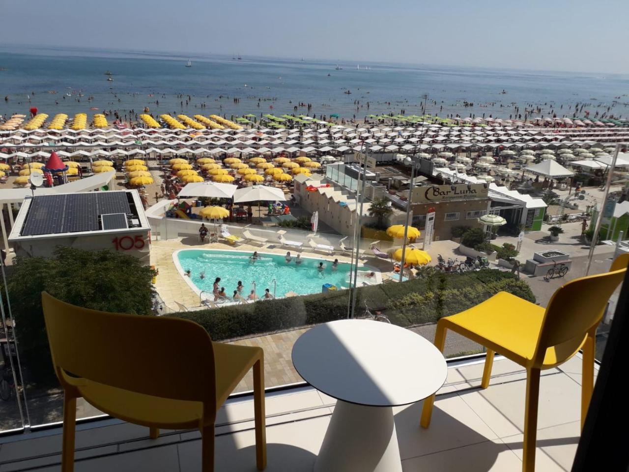 App Sea View Riccione