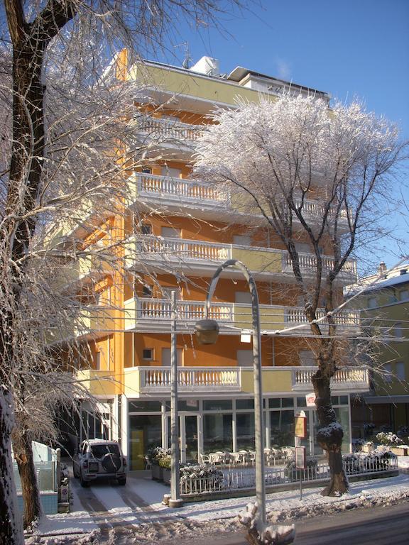 Hotel Linda - Family - Nuova Costruzione Antisismica Riccione