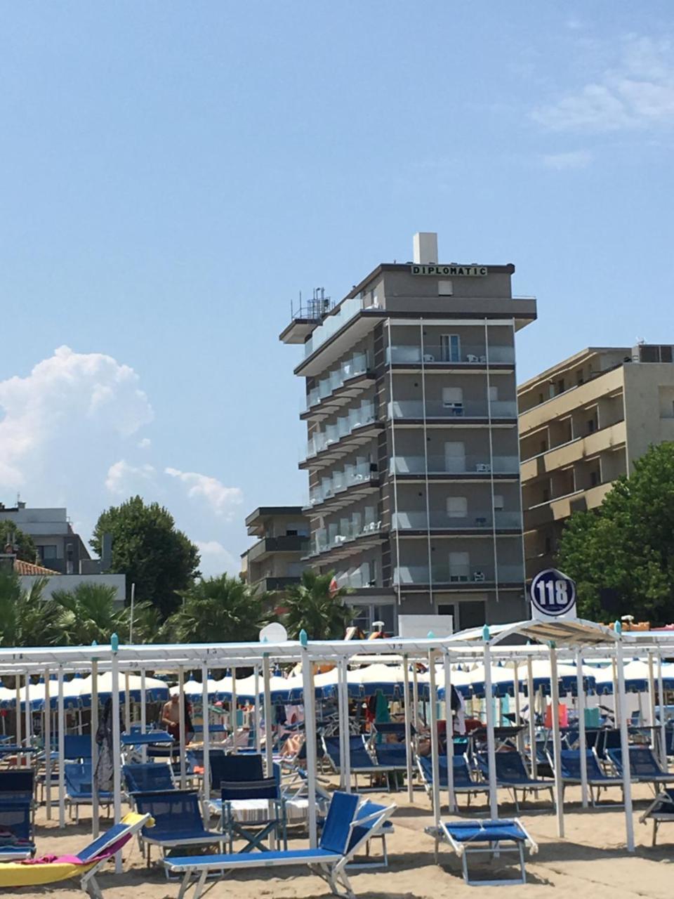 Hotel Diplomatic 3*