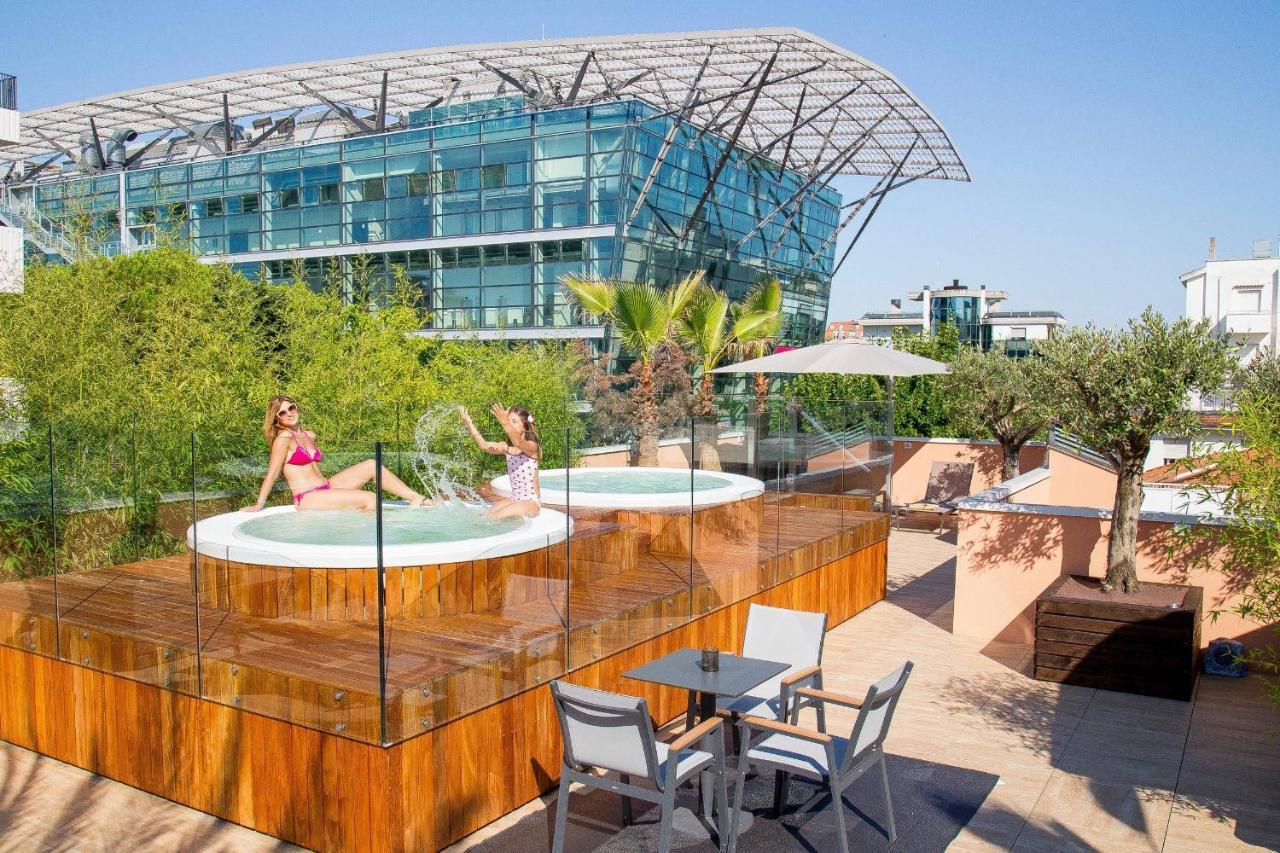 Metropol Ceccarini - Luxury