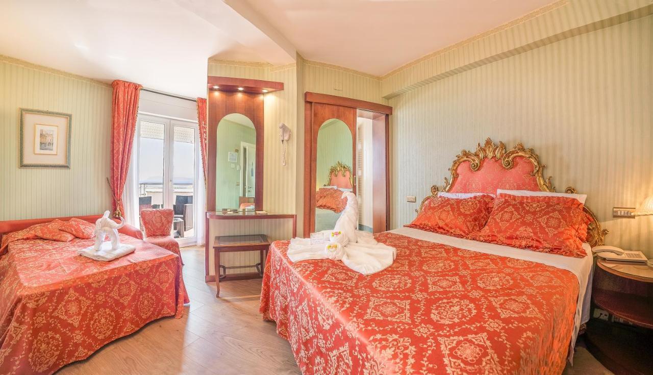 Des Nations - Vintage Sul Mare Hotel