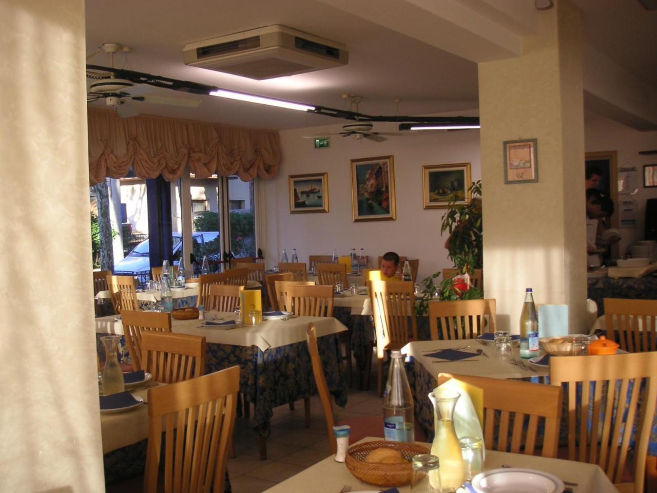 Canasta Riccione
