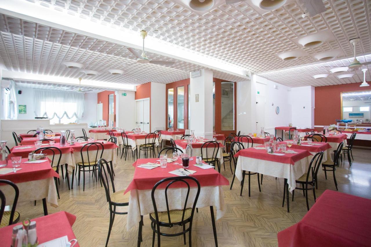 Morri - Nuova Gestione 2* Riccione