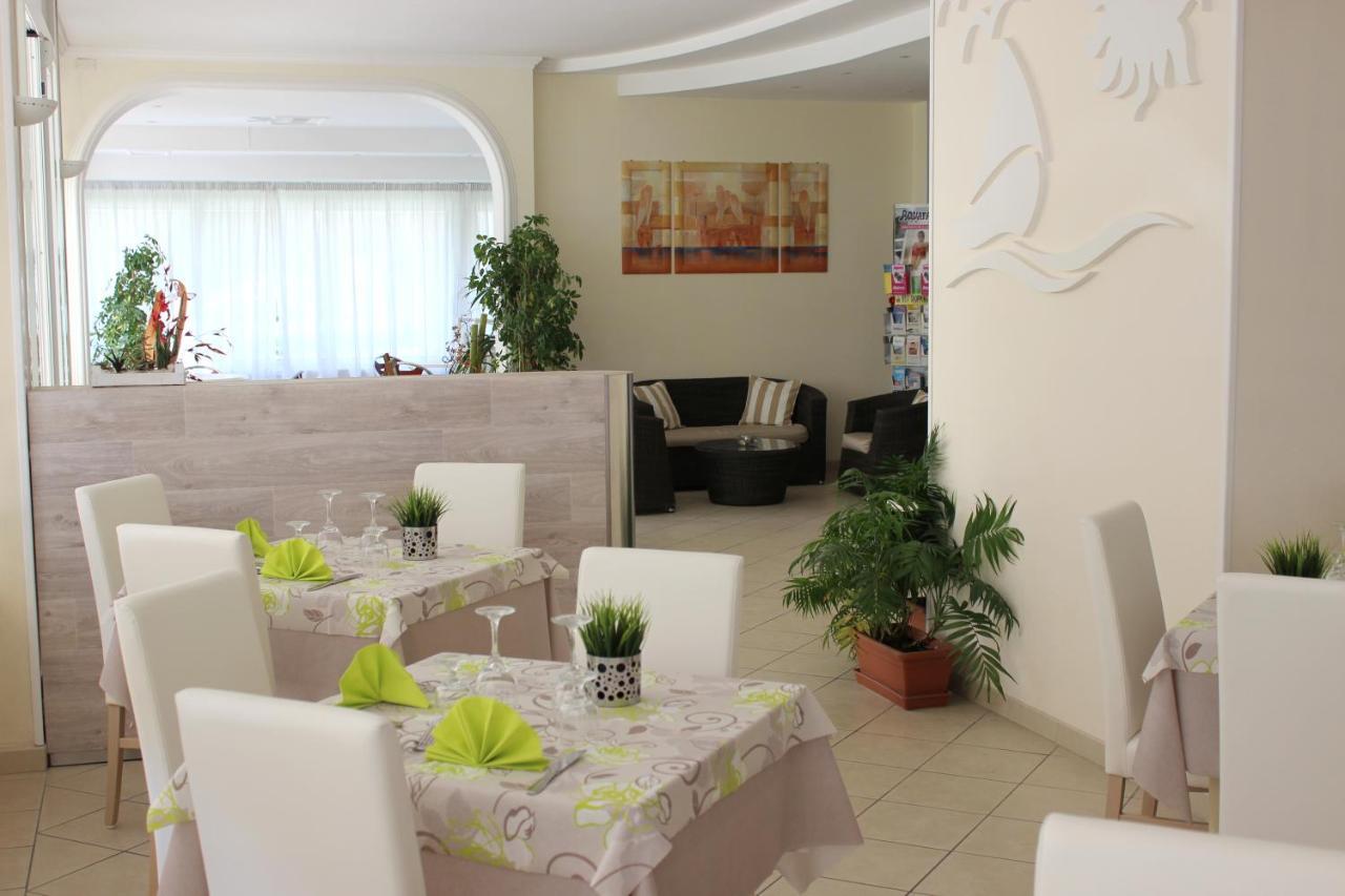 Hotel 4 Stagioni Riccione