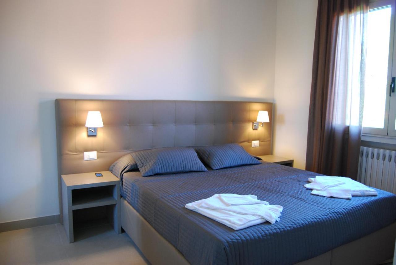 Residenze Al Colle Dei Pini Aparthotel Riccione