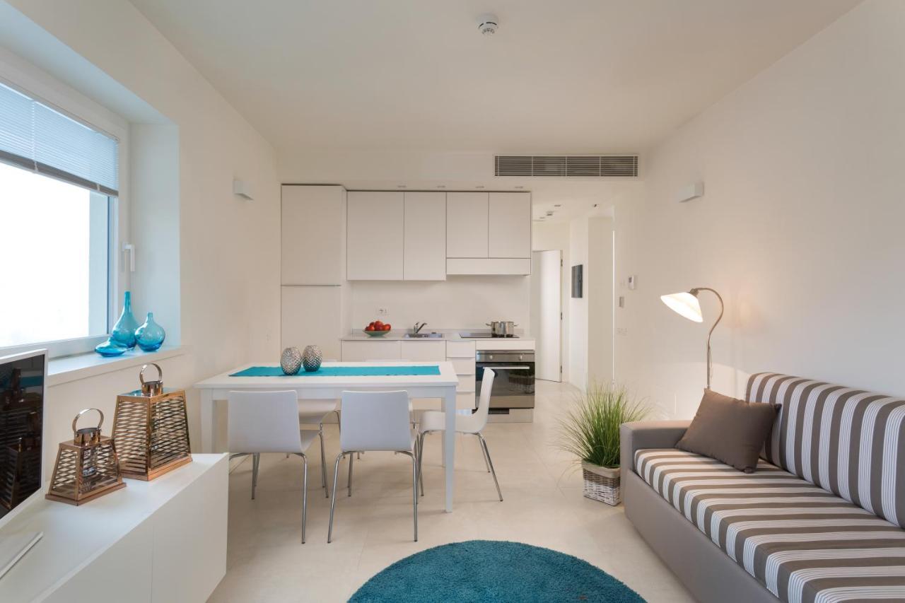 White Aparthotel Riccione