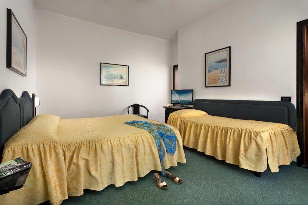 Hotel Stella 3*