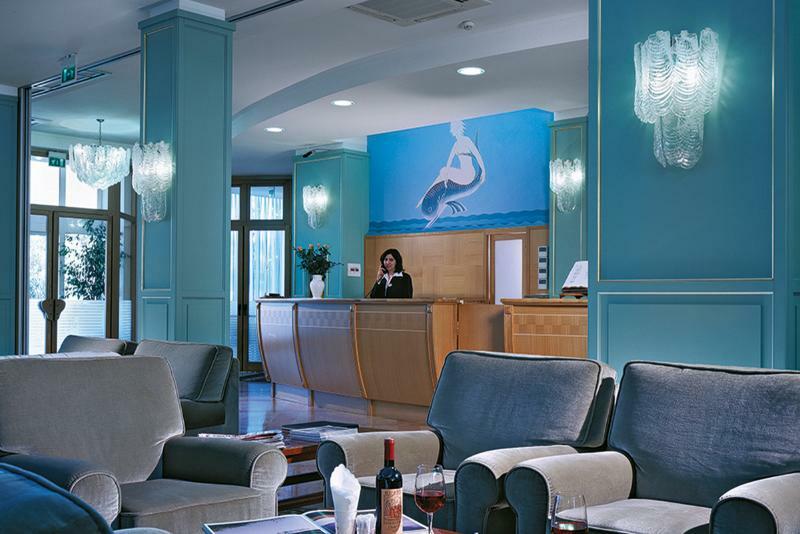 Hotel Vienna Touring 4*