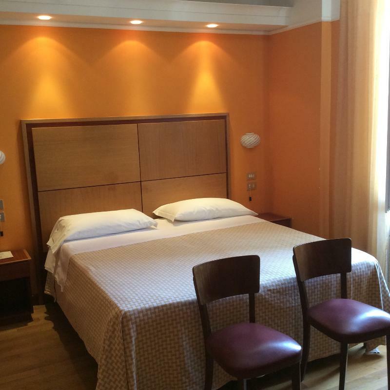 Vienna Touring Hotel