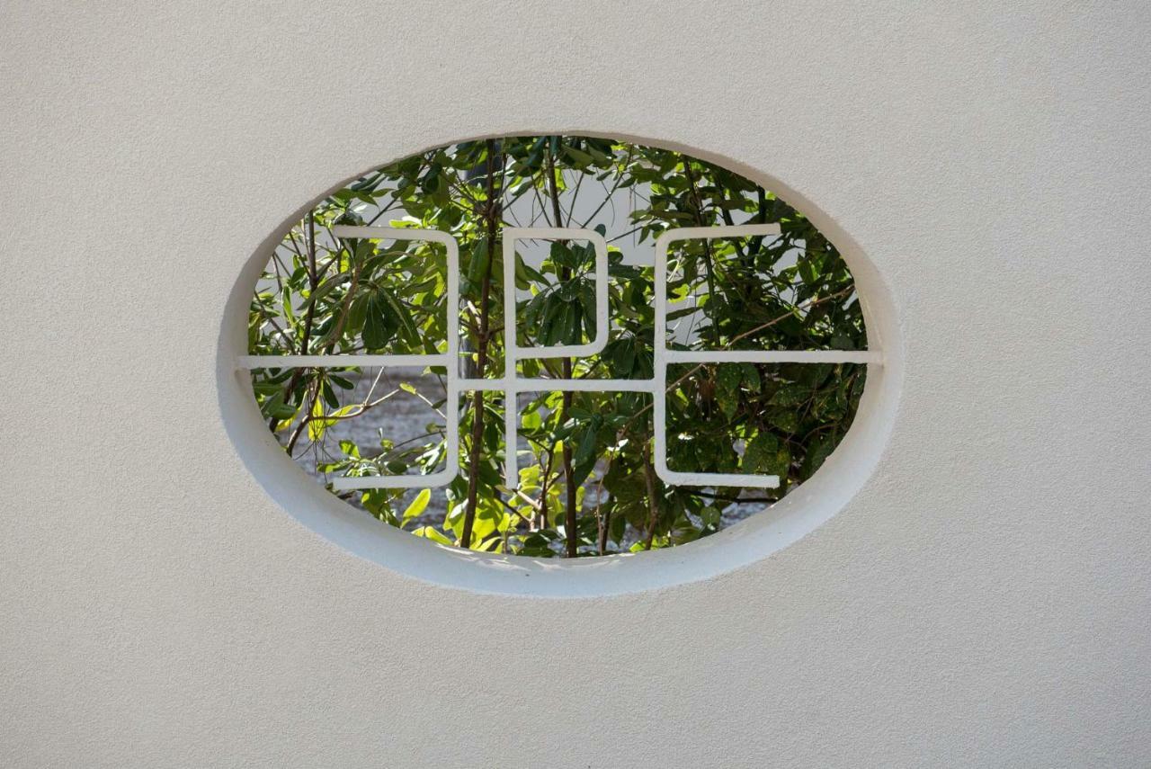 Pierre Hotel 3*