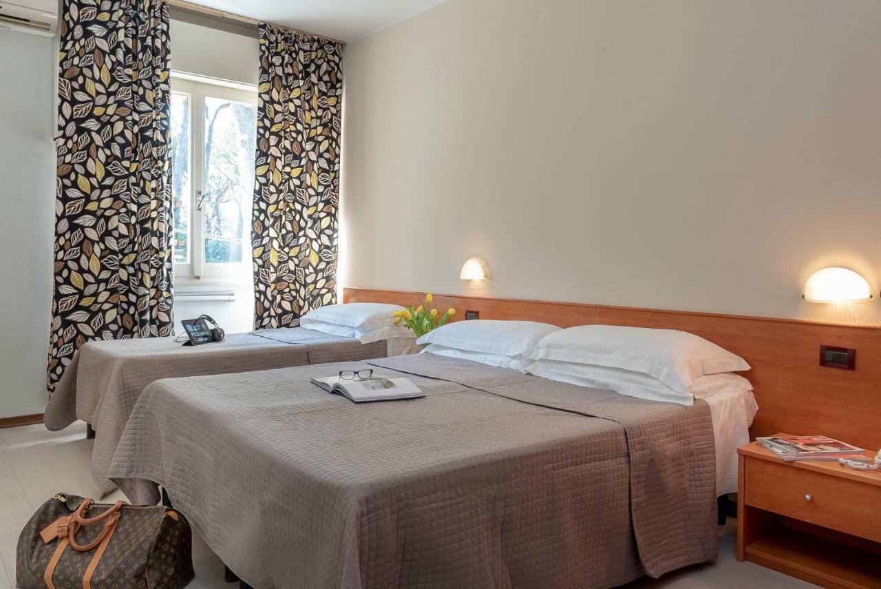Hotel Pierre 3*