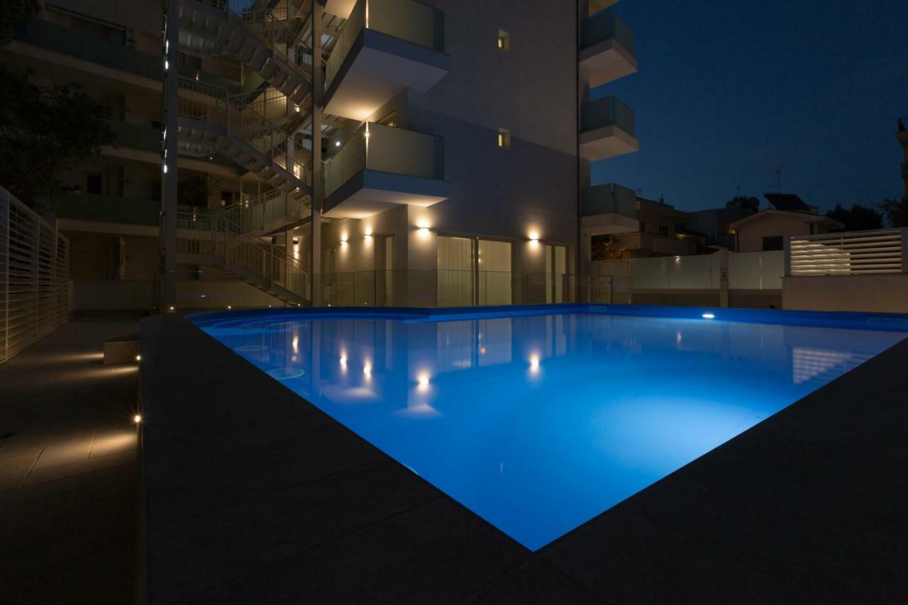 Perla 3*