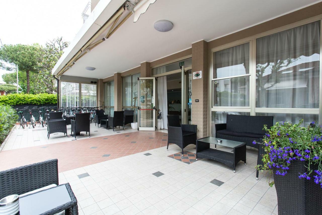 Hotel Cimarosa - Famiglie E Coppie