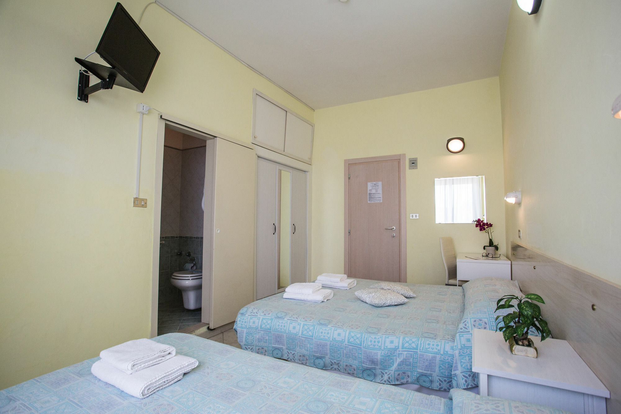 Sant'angelo 3*