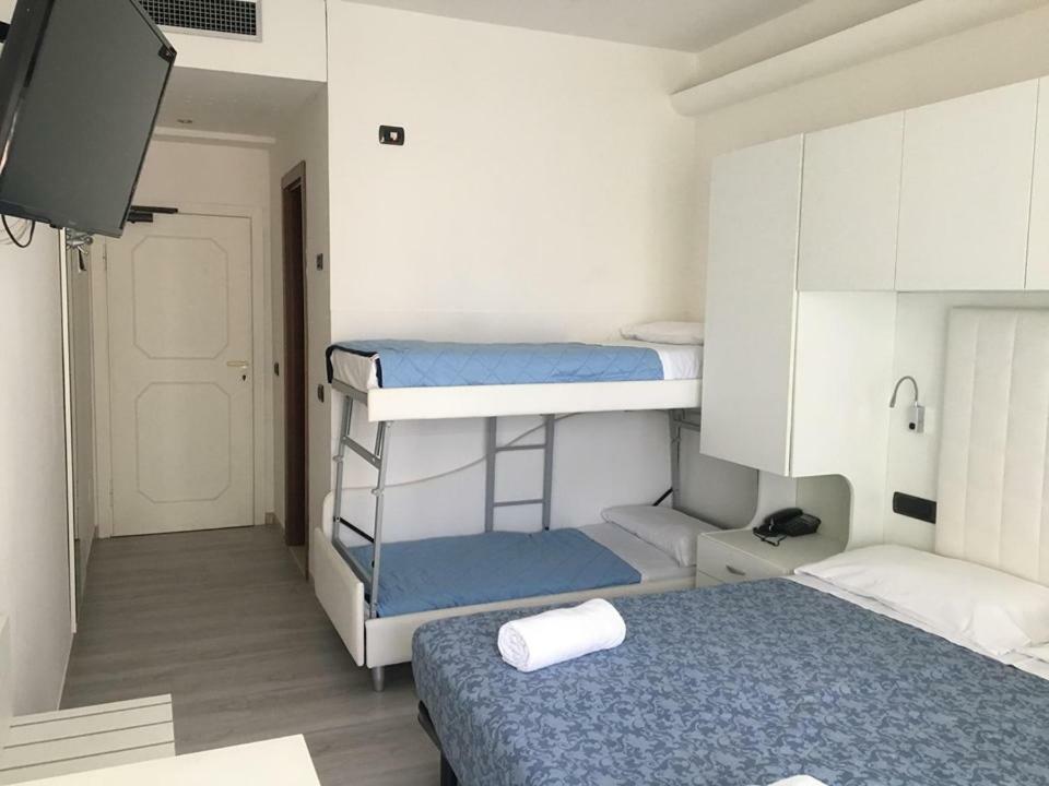 Saint Tropez 3* Riccione