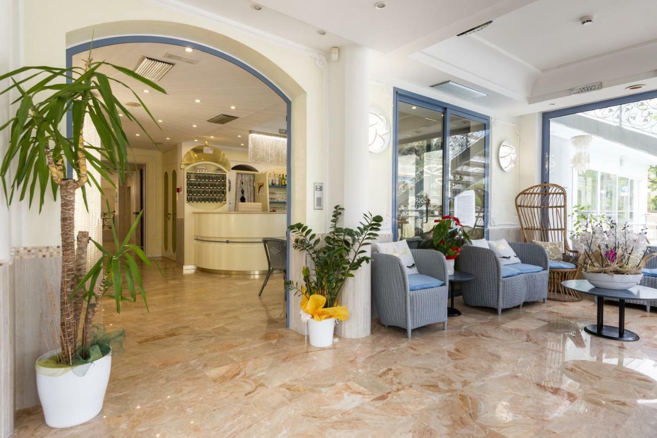Royal Boutique 3* Riccione
