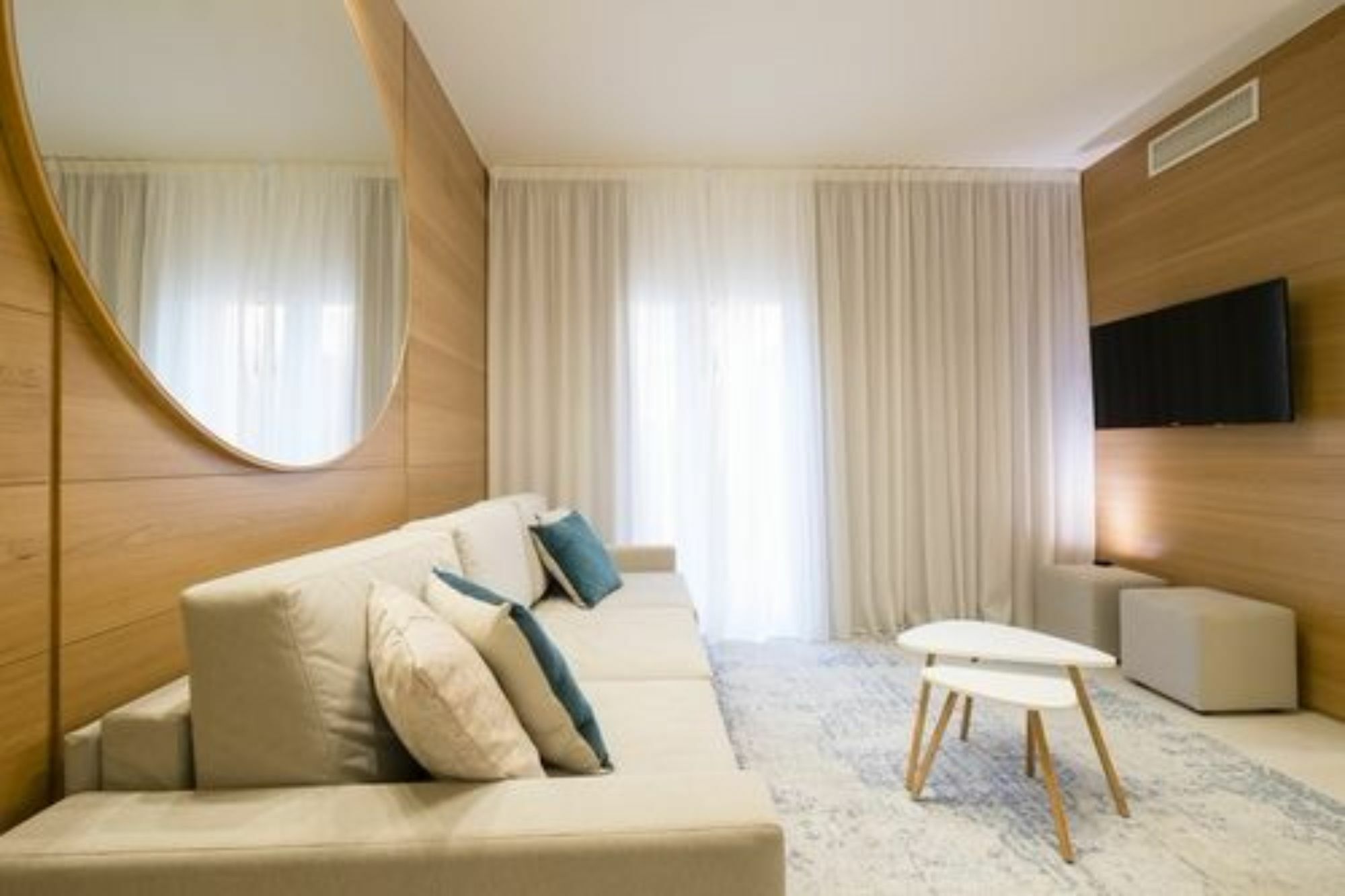 Metropol Ceccarini - Luxury