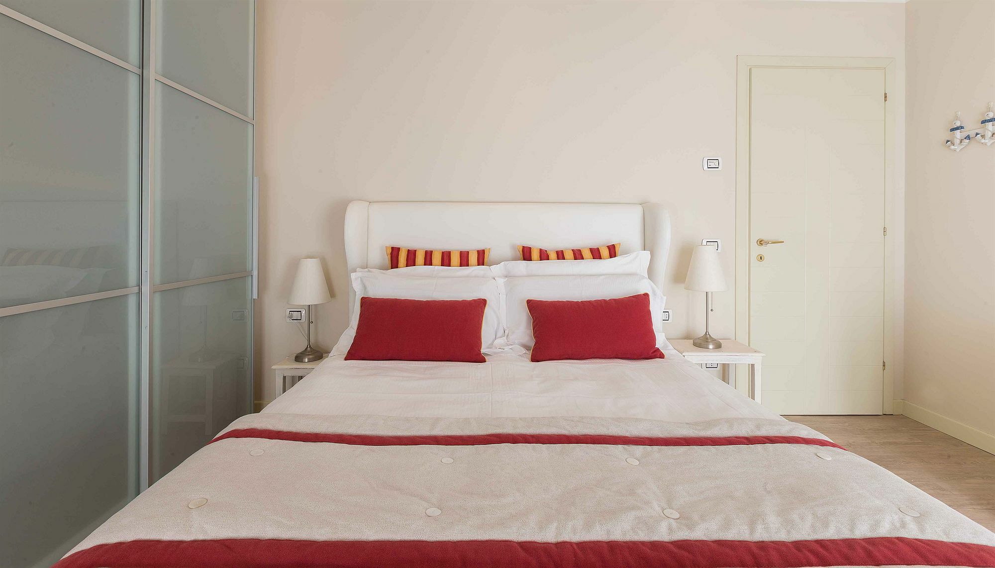 Aparthotel Lungomare - Charming 4*