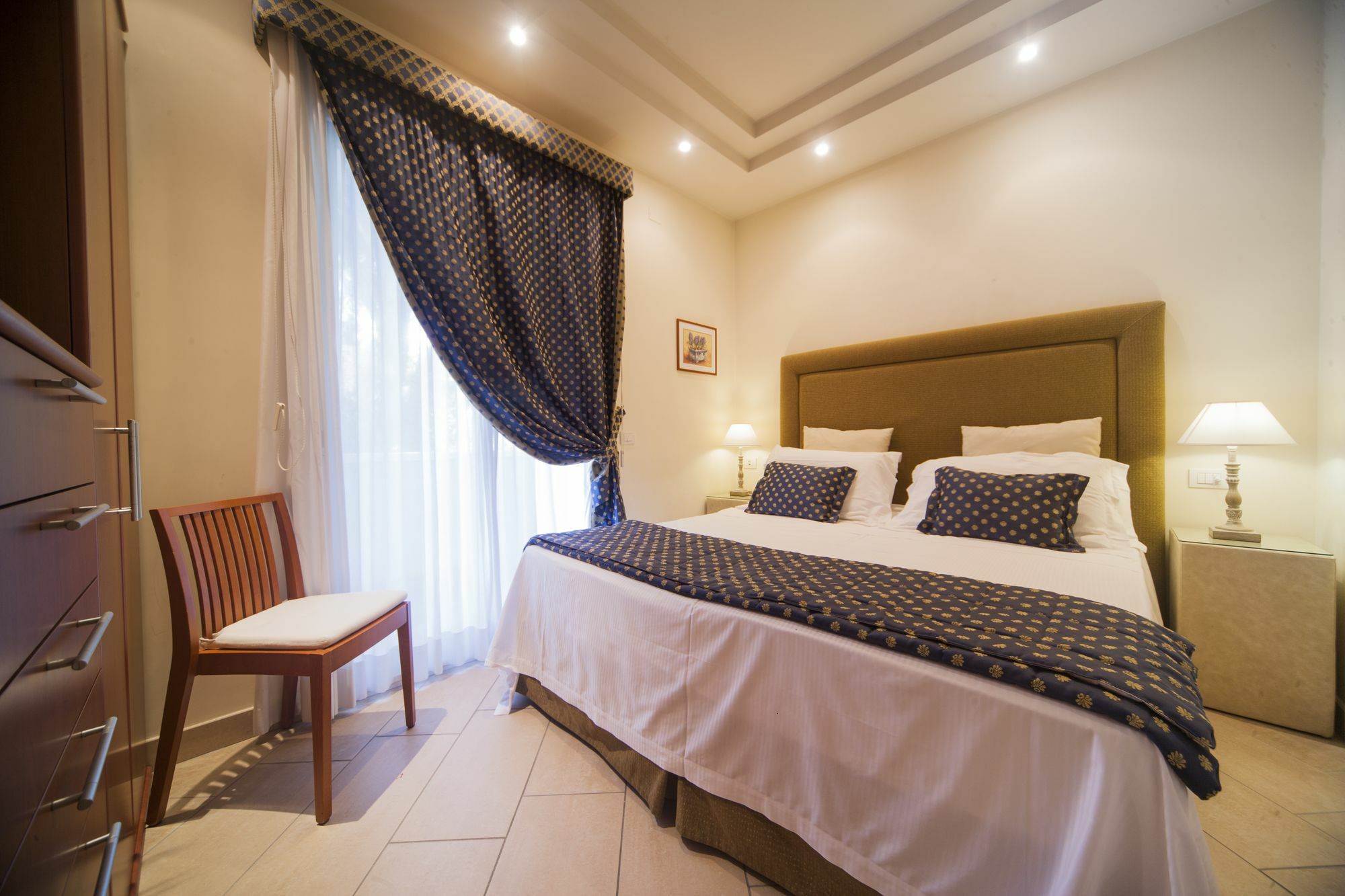 Aparthotel Lungomare - Charming Riccione